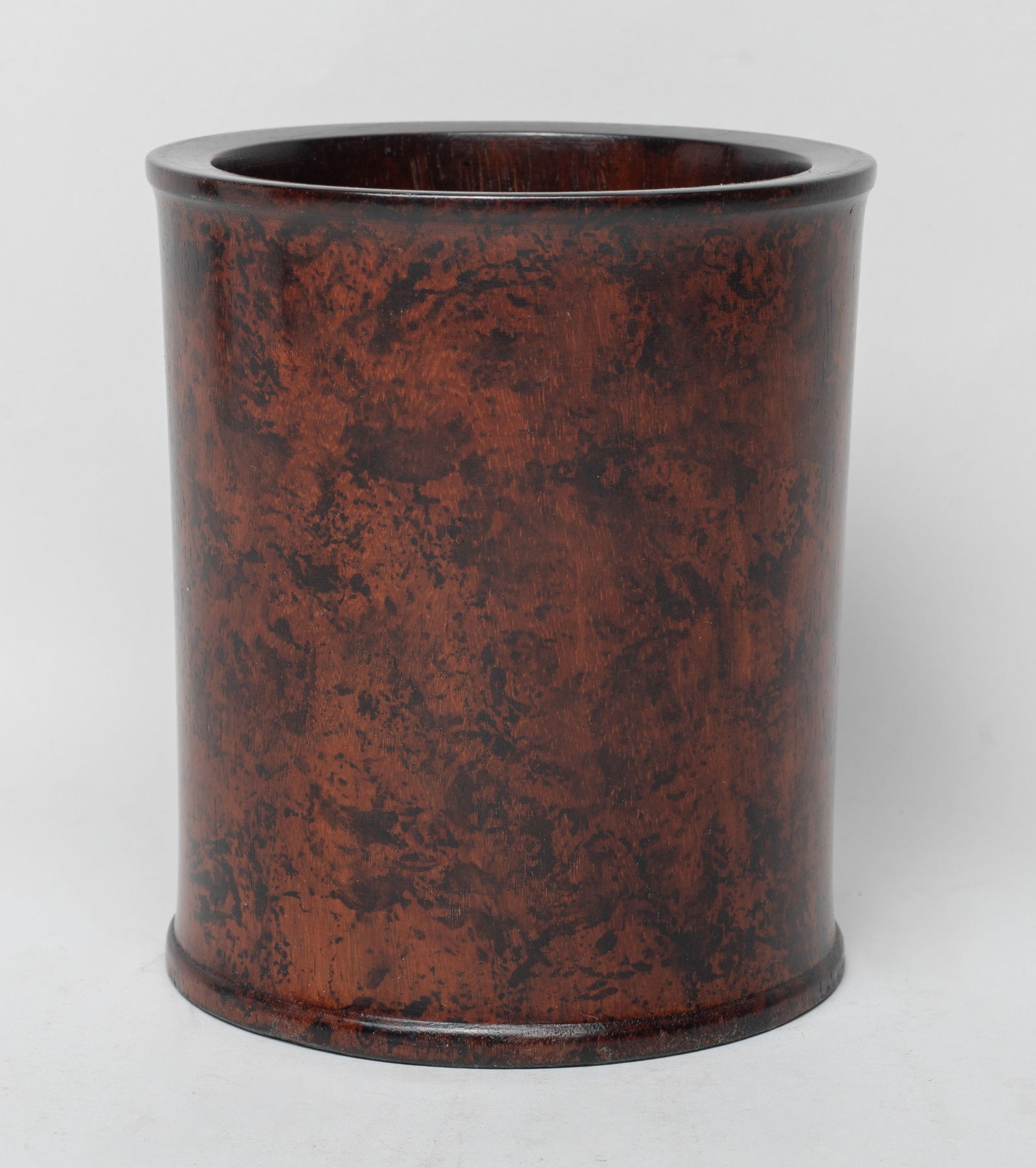 Estate Chinese Export Wood Brush Pot (1 of 9)