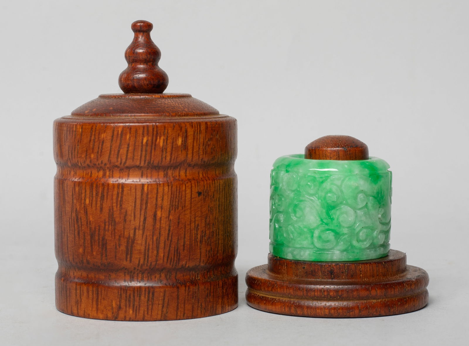 Estate Chinese Jade/ Stone Thumb Ring (1 of 12)