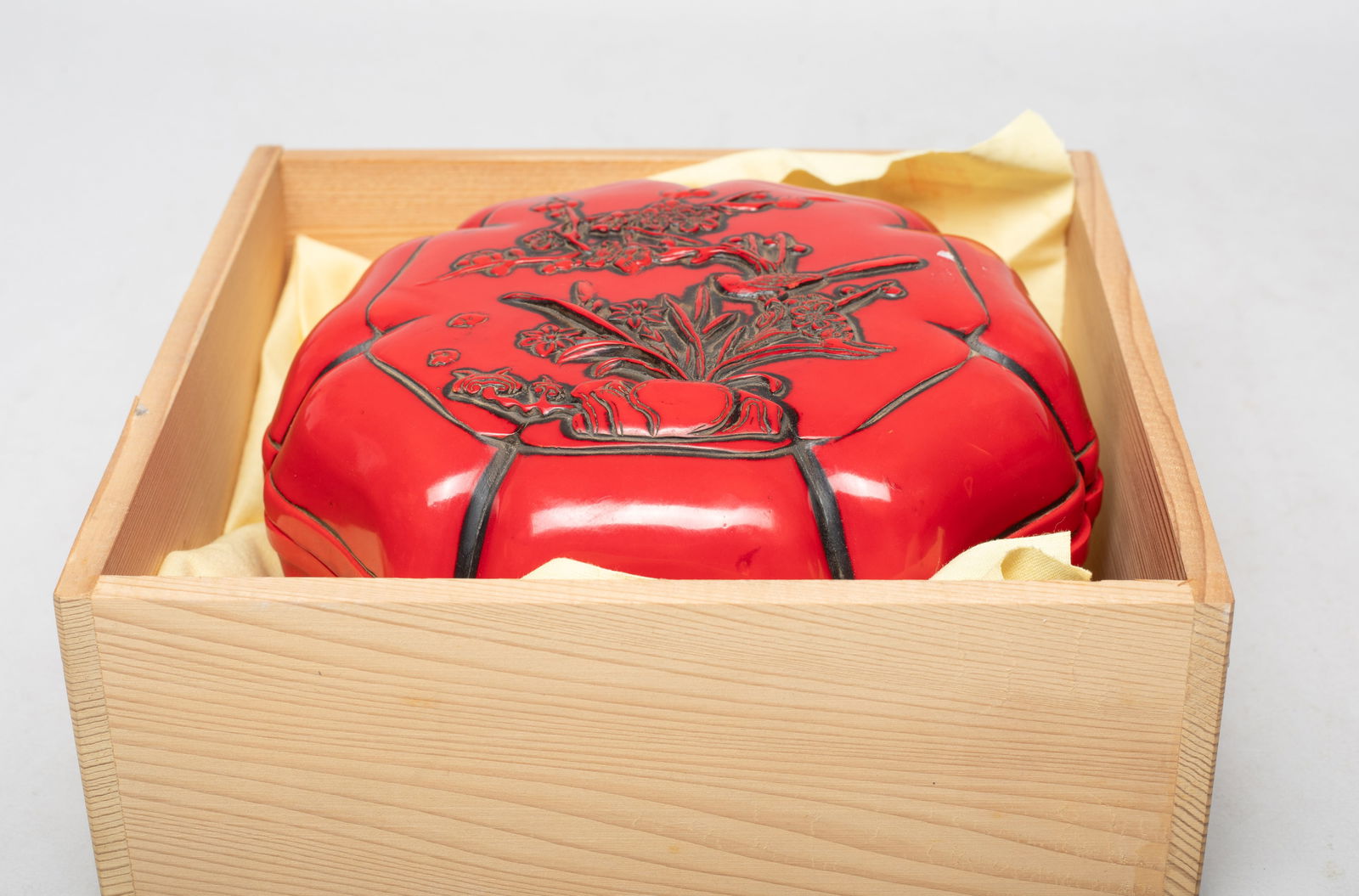Estate Chinese Export Covered Box - 10
