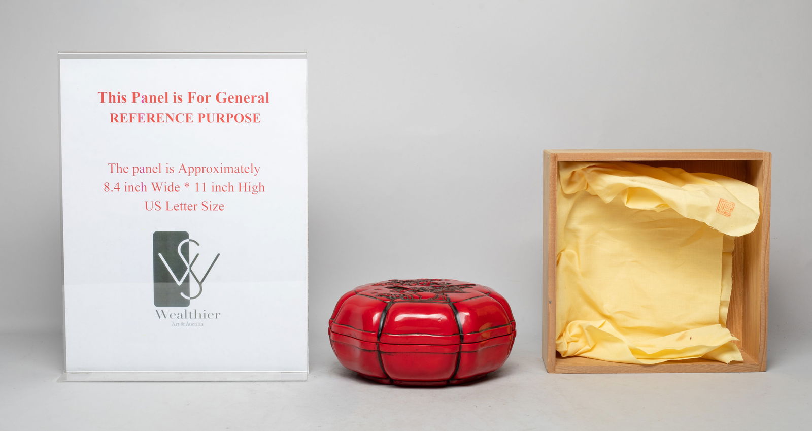 Estate Chinese Export Covered Box - 2