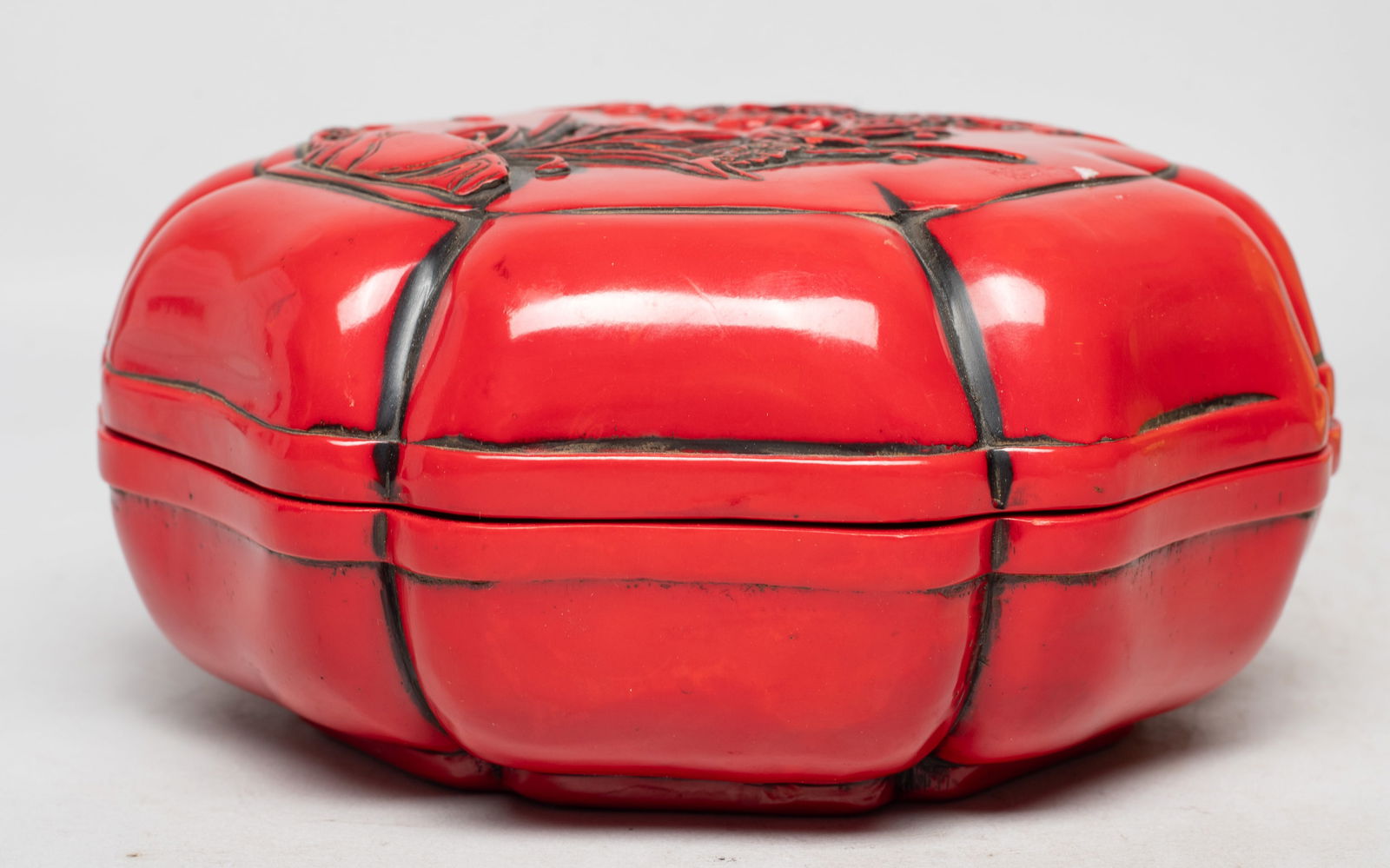 Estate Chinese Export Covered Box - 3