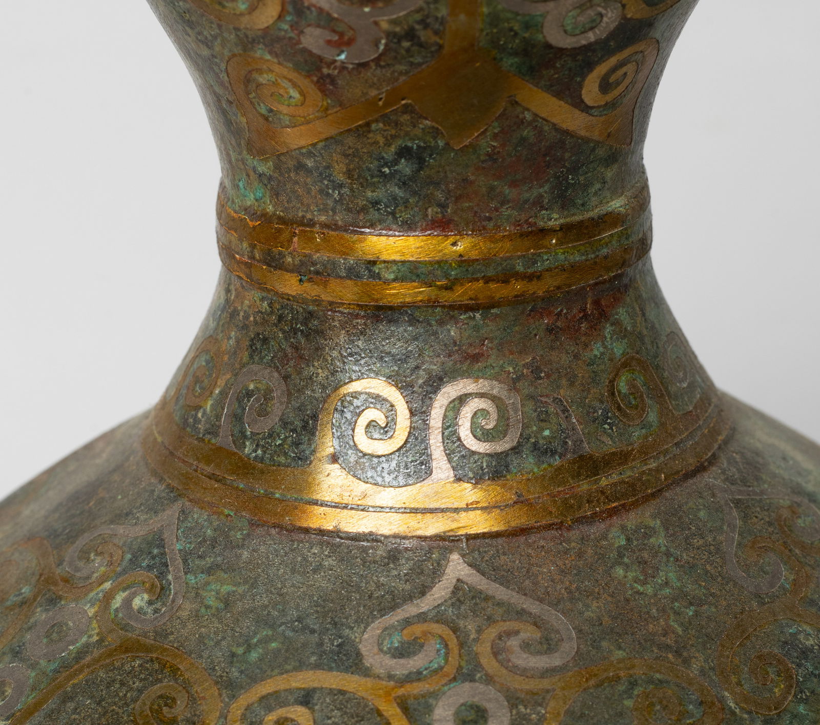 Chinese Export Bronze Vase - 7