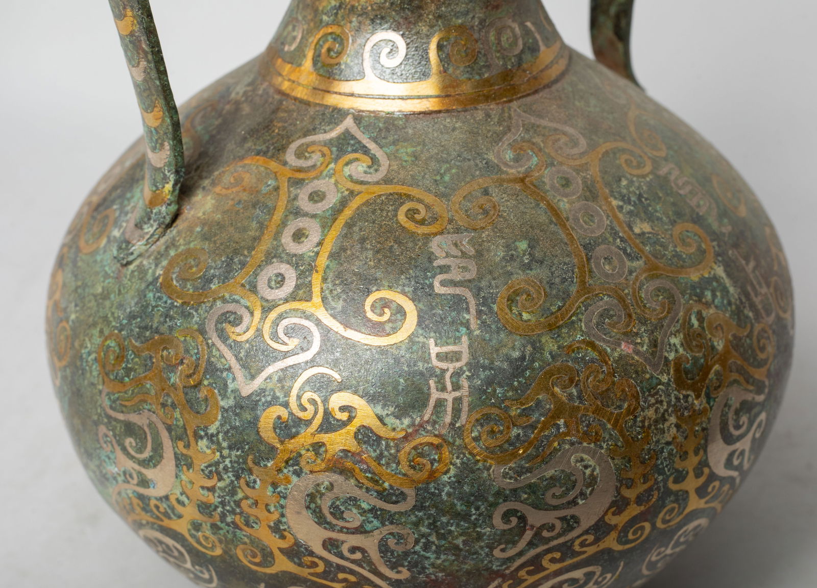 Chinese Export Bronze Vase - 9