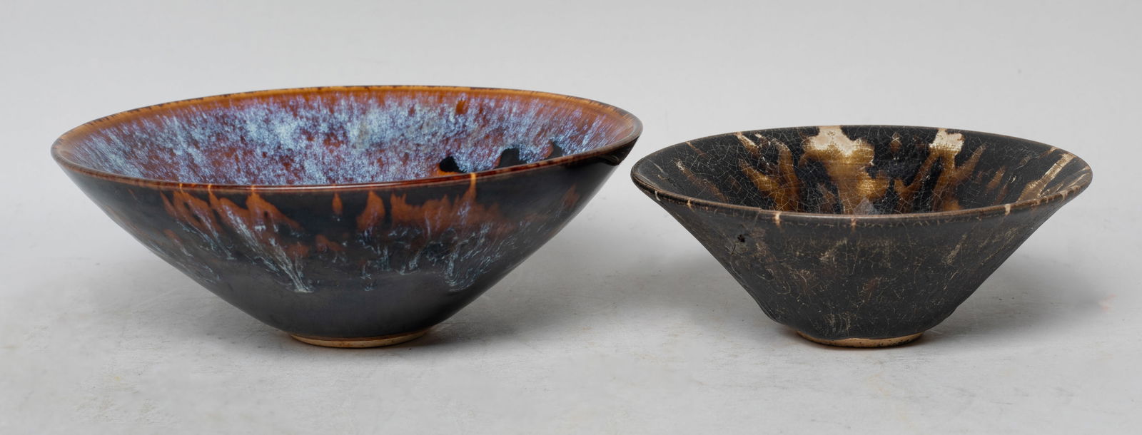 Estate Two Chinese Porcelain Tea Bowls, Repaired (1 of 12)