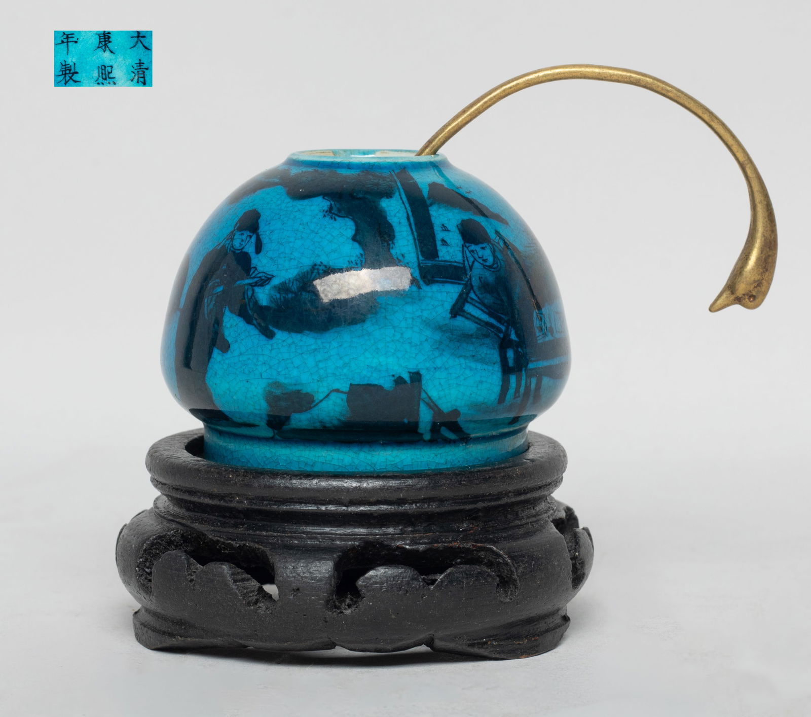 Chinese Export Porcelain Water Pot (1 of 12)