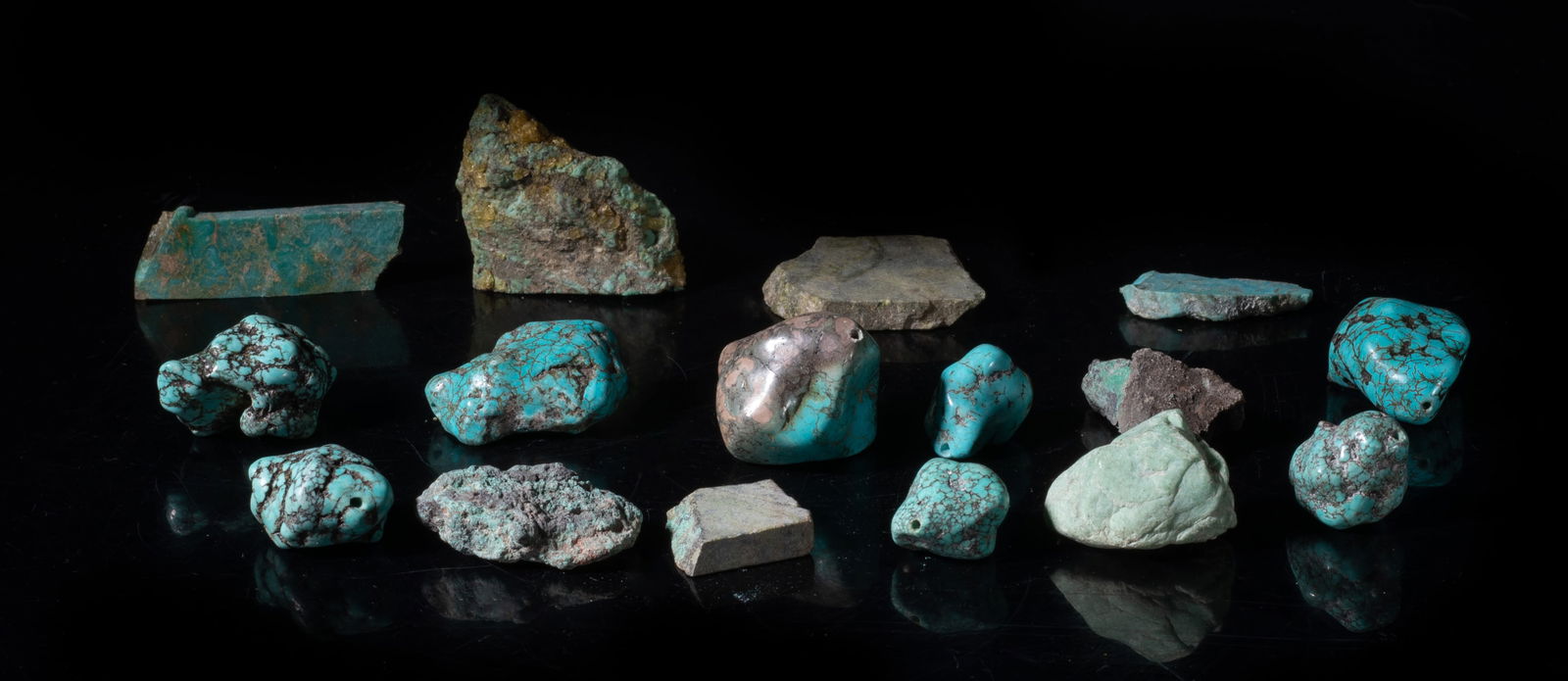 Groups Vintage Turquoise Colored Stones (1 of 14)