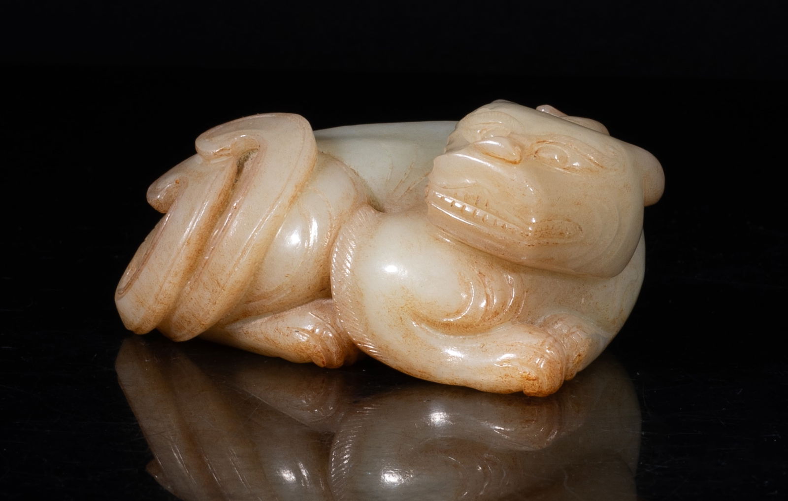 Large Chinese Russet Jade Beast Sculpture (1 of 17)
