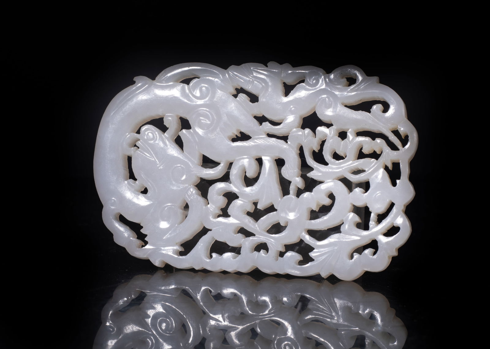 Chinese Export Jade Dragon Pendant (1 of 8)