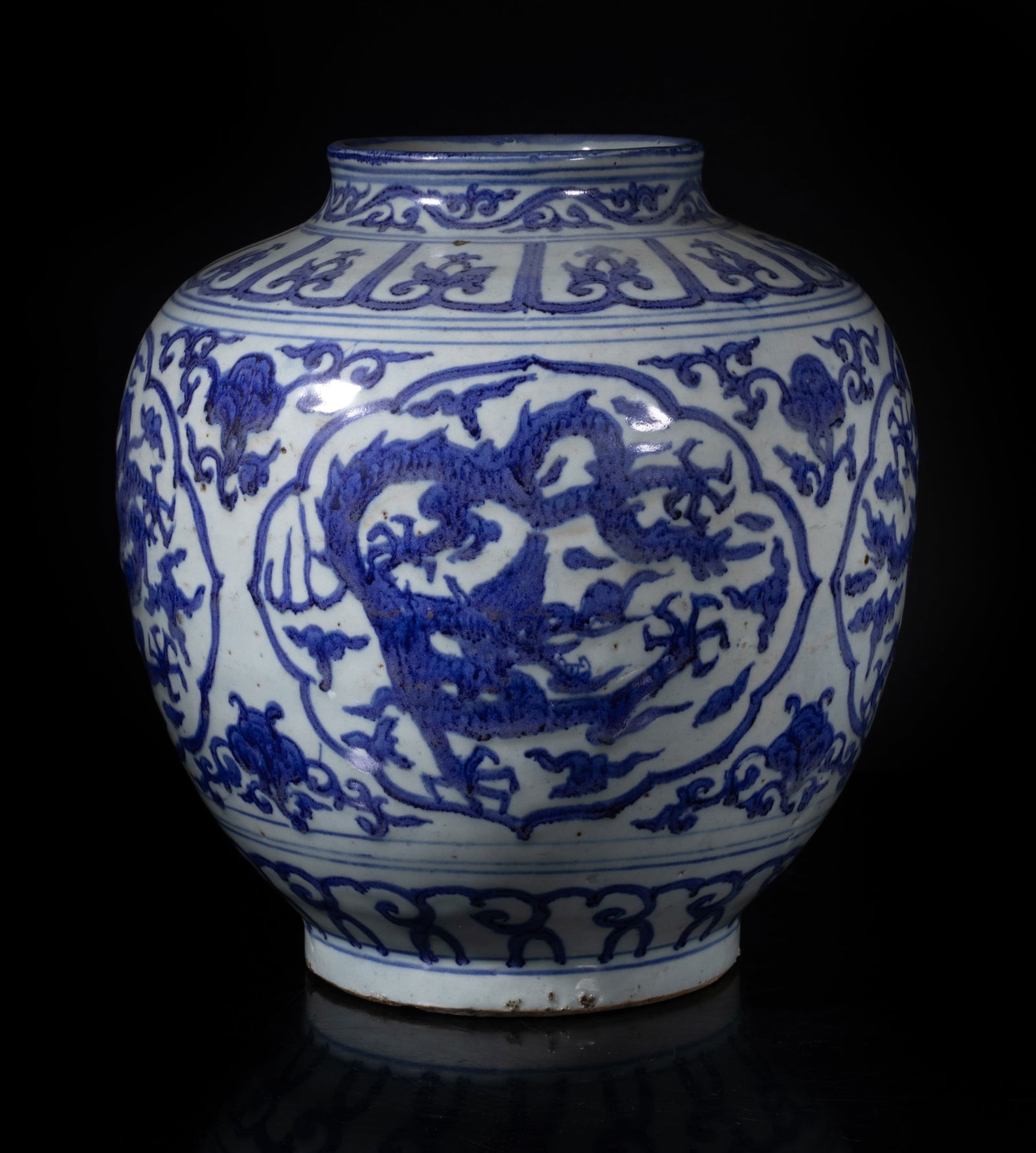 Chinese Export Blue & White Porcelain Jar (1 of 12)