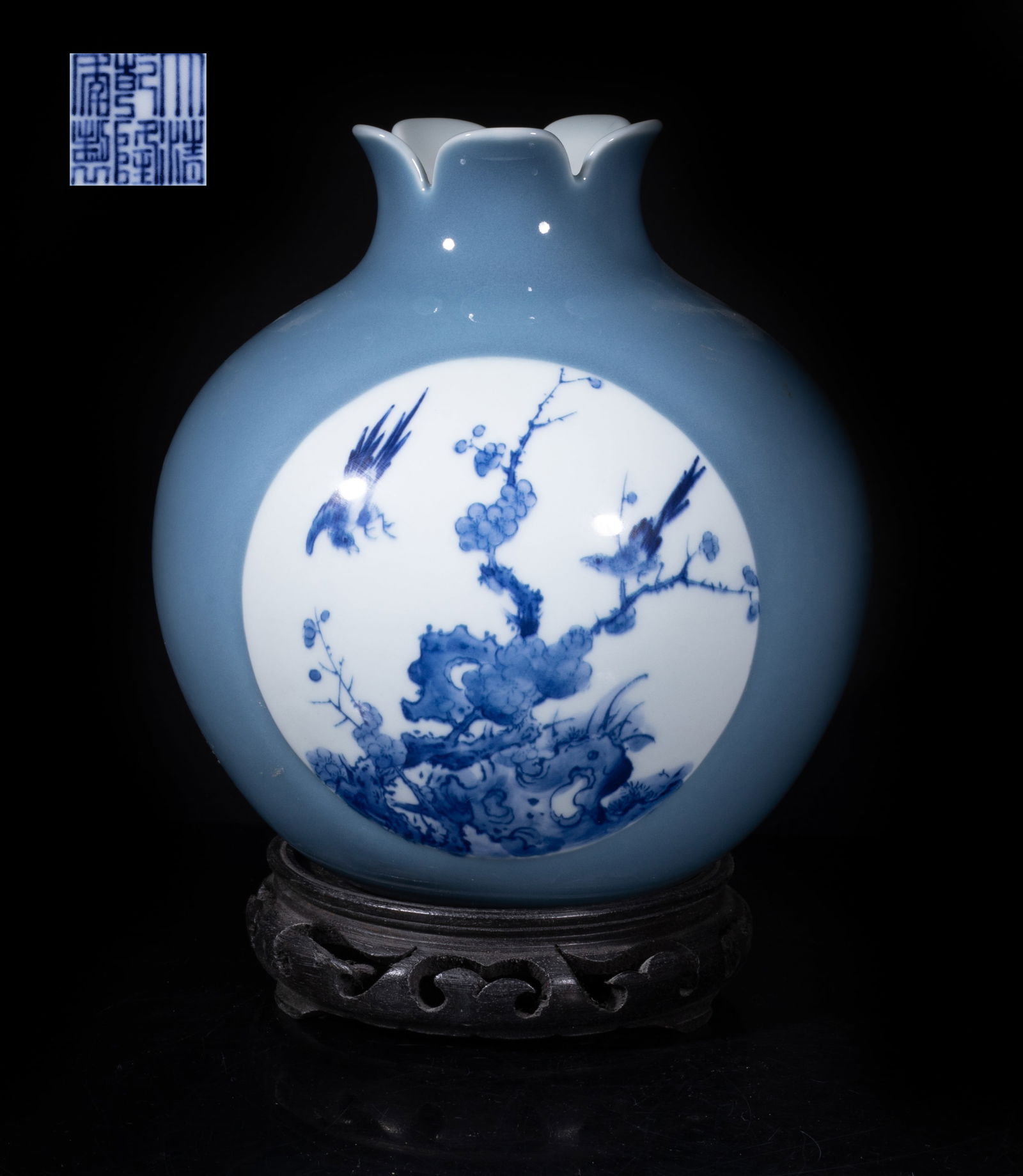 Estate Chinese Export Porcelain Vase w/ Base: Of pomegranate shape, painted with two circular panels of birds and flowers, against a blue-gray glazed body, the bottom with a six-character mark, with stand. Approx. 7.2*6.7 inch (w/o stand).