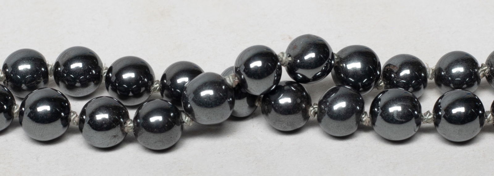 Vintage Designed Hematite Gemstone Necklaces - 10