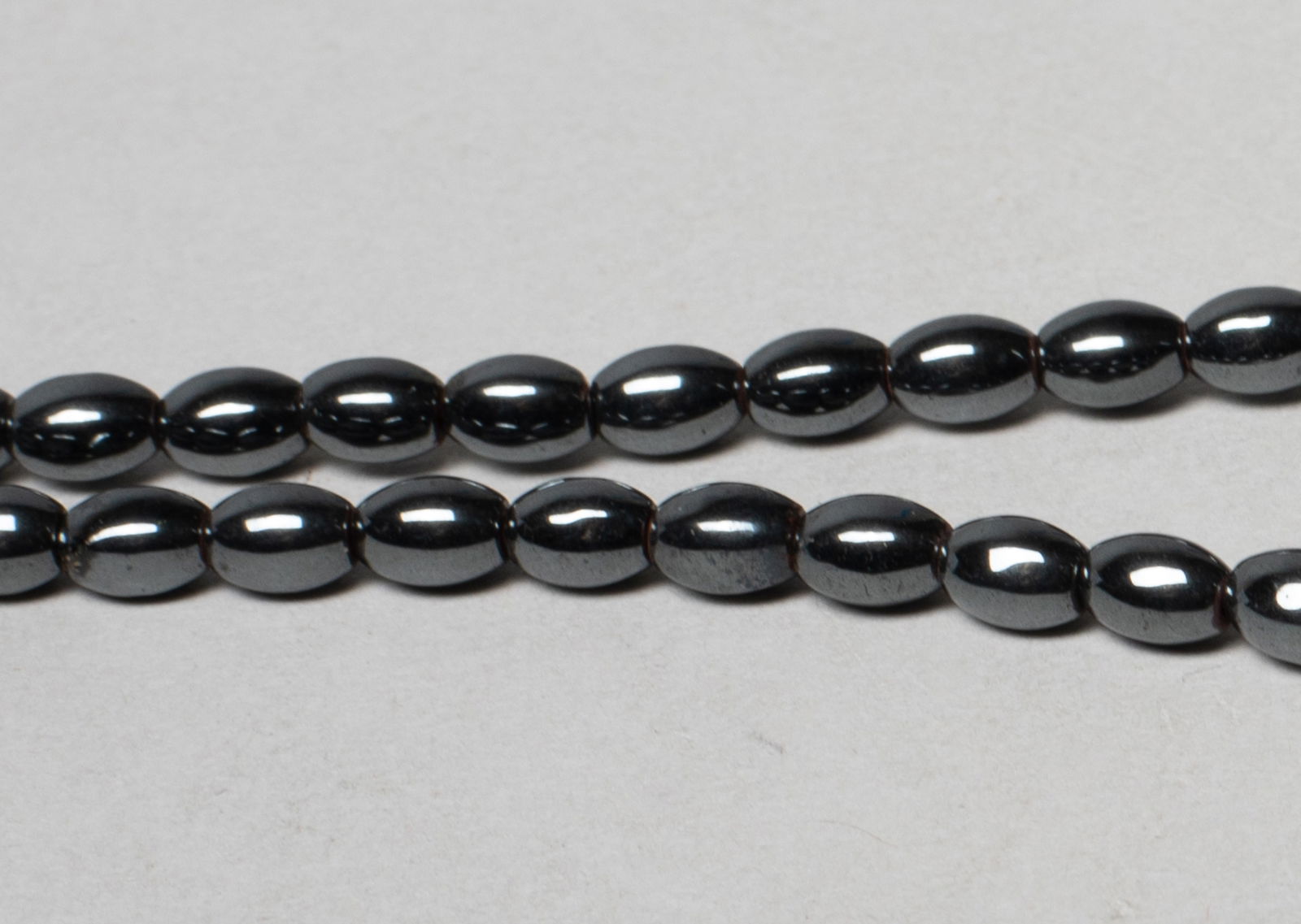 Vintage Designed Hematite Gemstone Necklaces - 3