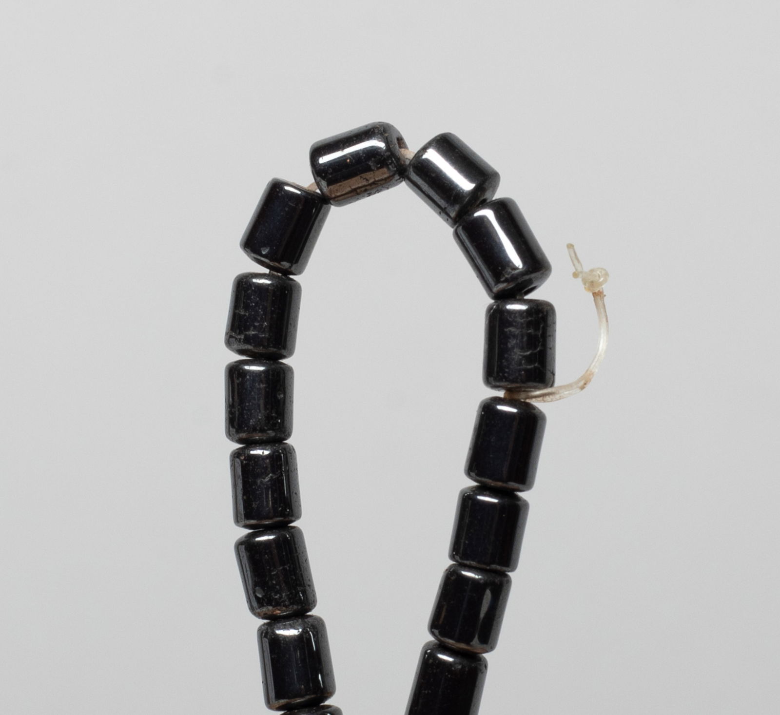 Vintage Designed Hematite Gemstone Necklaces - 6