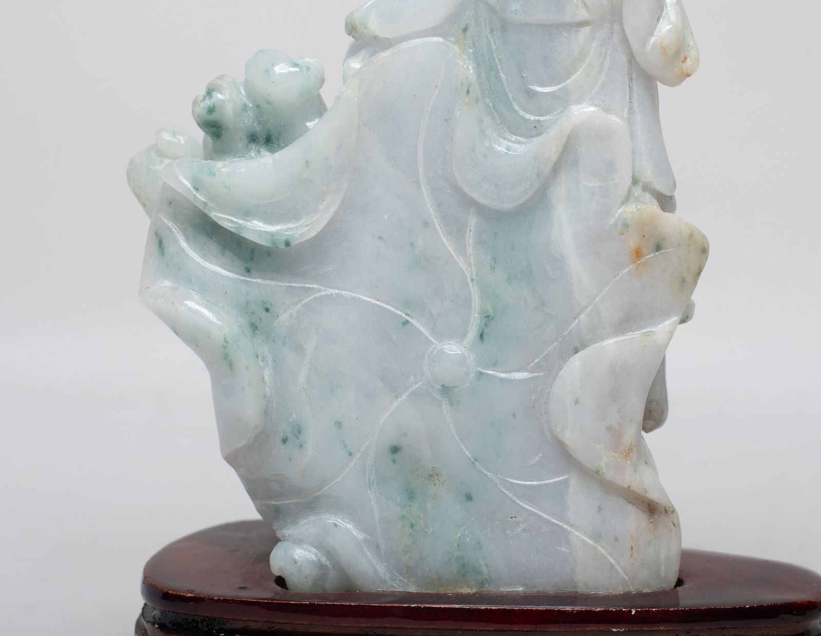 Two Chinese Export Jade Sculptures - 12