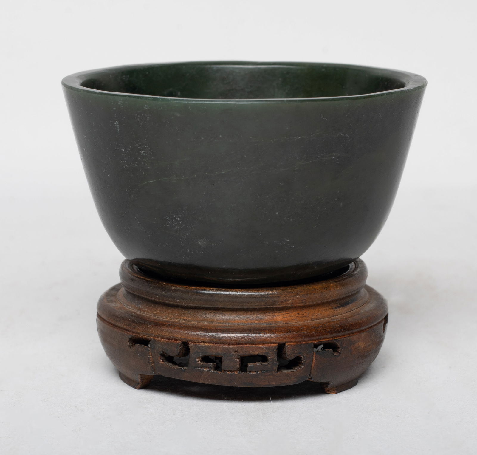 Chinese Spinach Jade Tall Cup on Stand: Chinese spinach jade tea cup with stand. Approx. 3.35*1.9 inch (w/o stand).