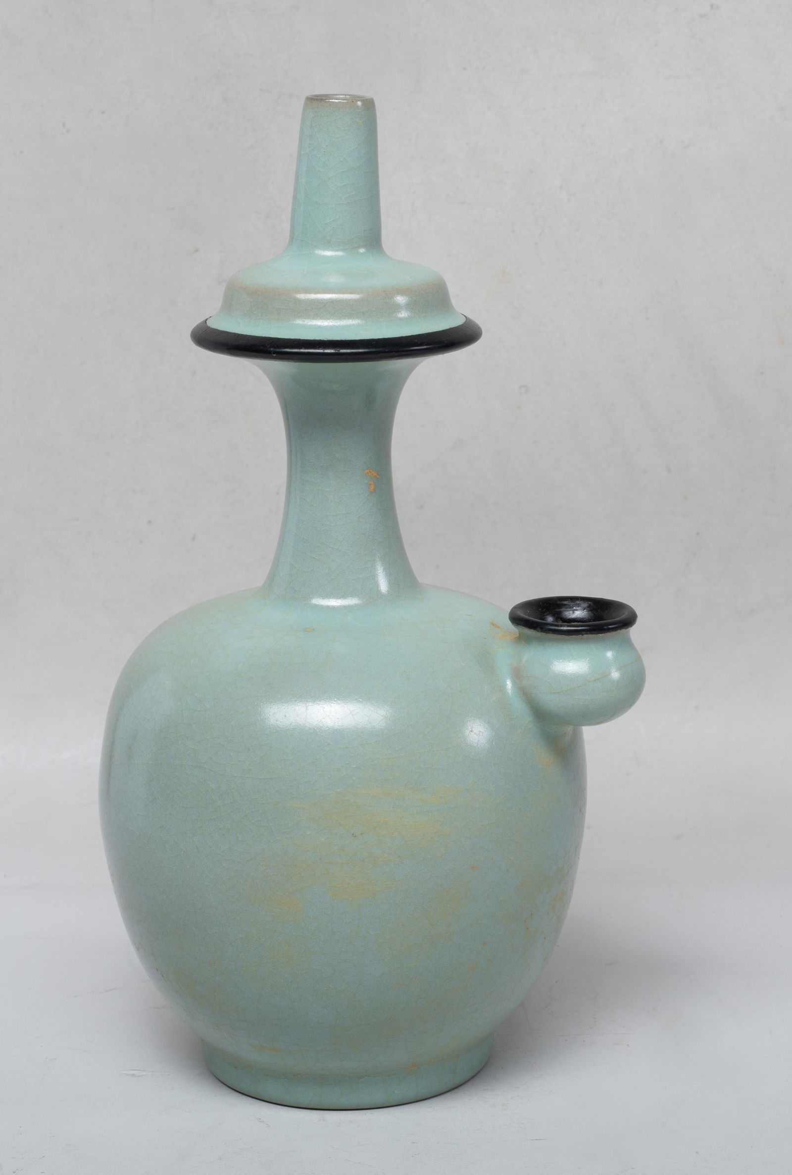 Estate Chinese Export Porcelain Pot (1 of 11)