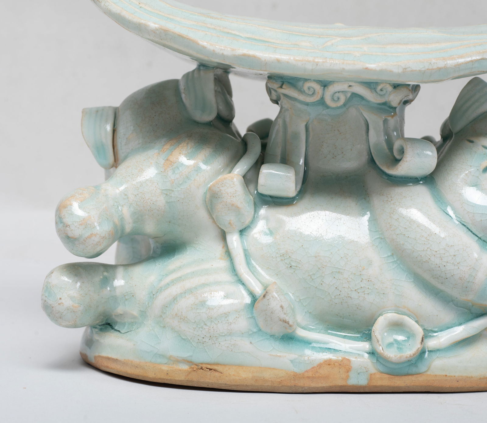 Two Chinese Export Porcelain Pillows - 8