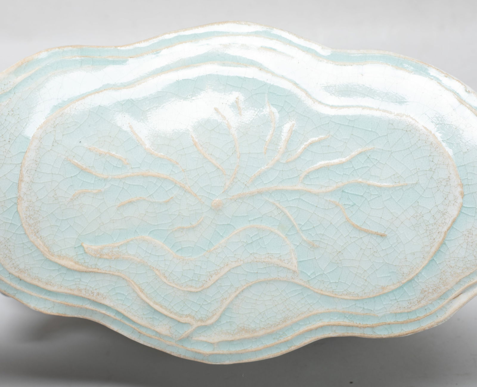 Two Chinese Export Porcelain Pillows - 9