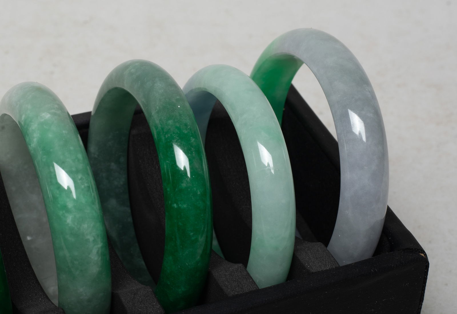 Estate Set Chinese Export Bangles - 7