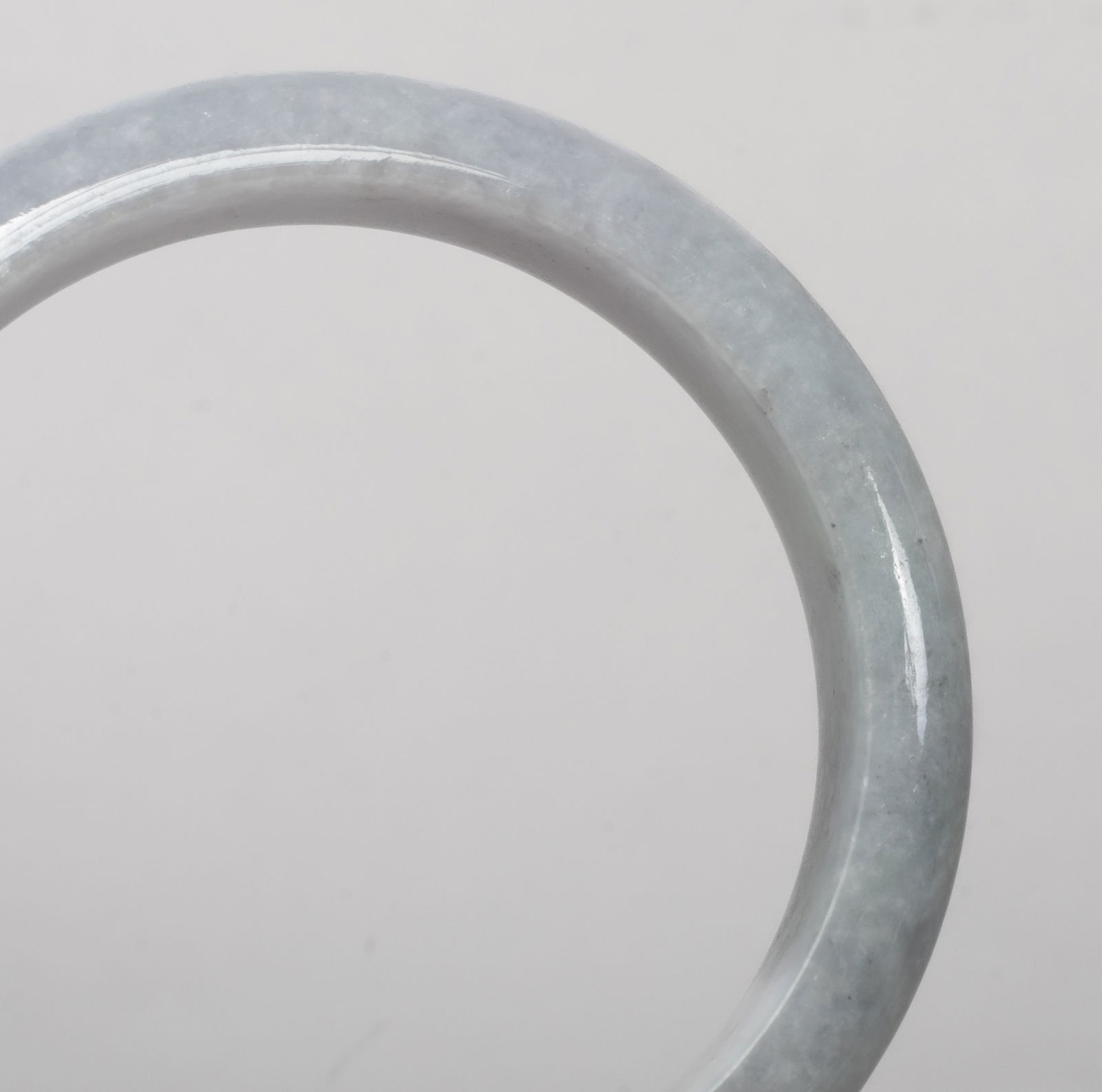 Three Chinese Export Jade Bangles - 8