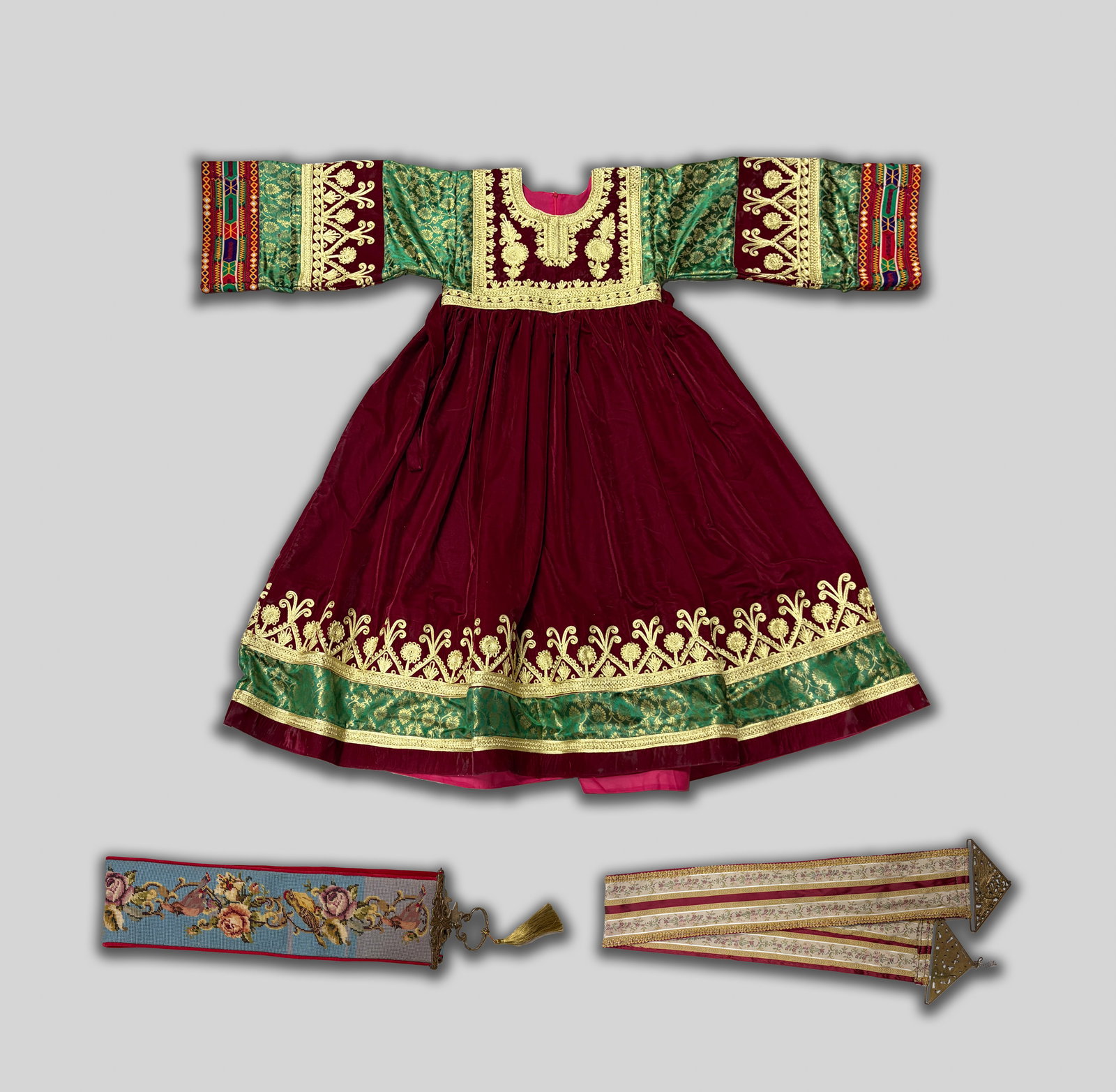 Vintage Continental Silk Robe (1 of 15)