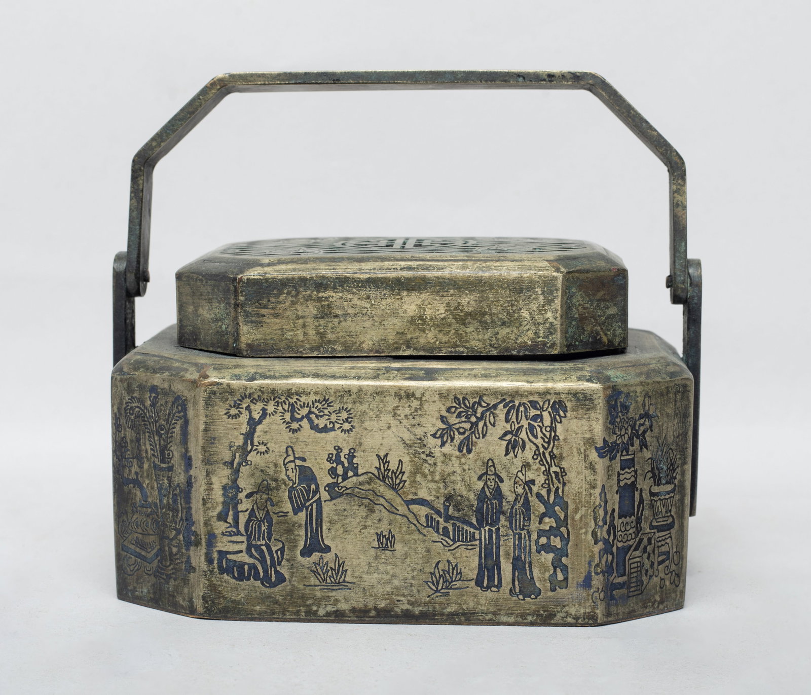 Chinese Export Brass Hand Warmer (1 of 11)