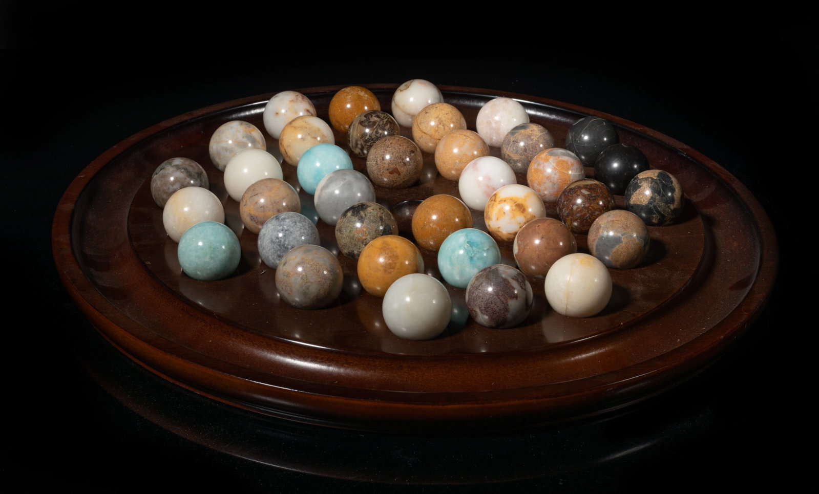 Mid-20th Vintage Large Marble Solitaire Game: Vintage marble and wood solitaire game. Approx. 13.3 inch D (board size).
