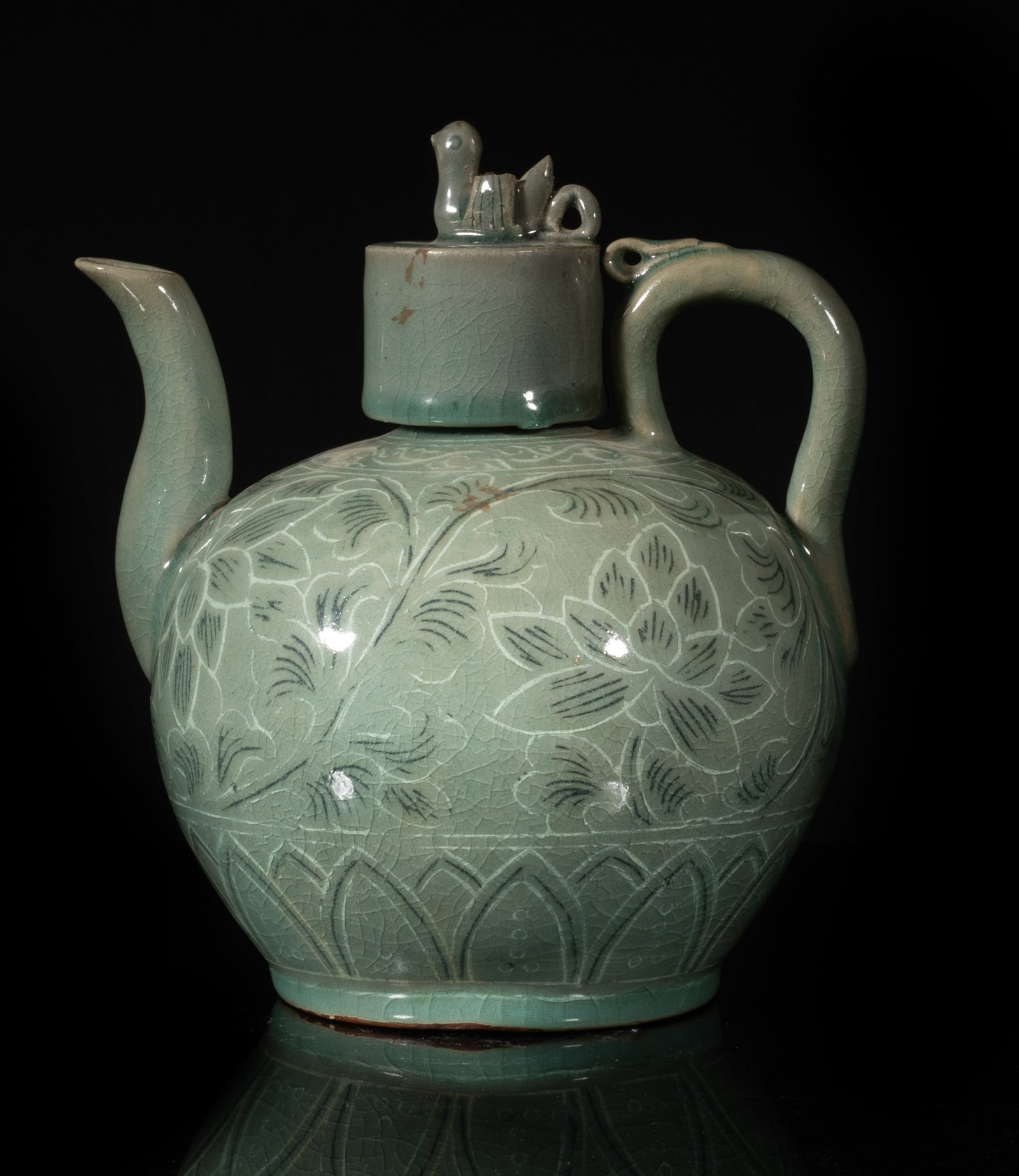 Korean Joseon Type Large Porcelain Pot (1 of 15)