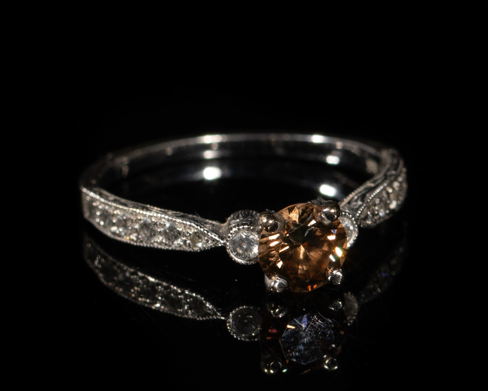 18K White Gold Diamond Ring (Nature or Lab): Designed white gold lab-grown/diamond ring, marked 18K. Weight: 2.29 gram. US size: 7. Unsure if diamond is natural or lab-grown.