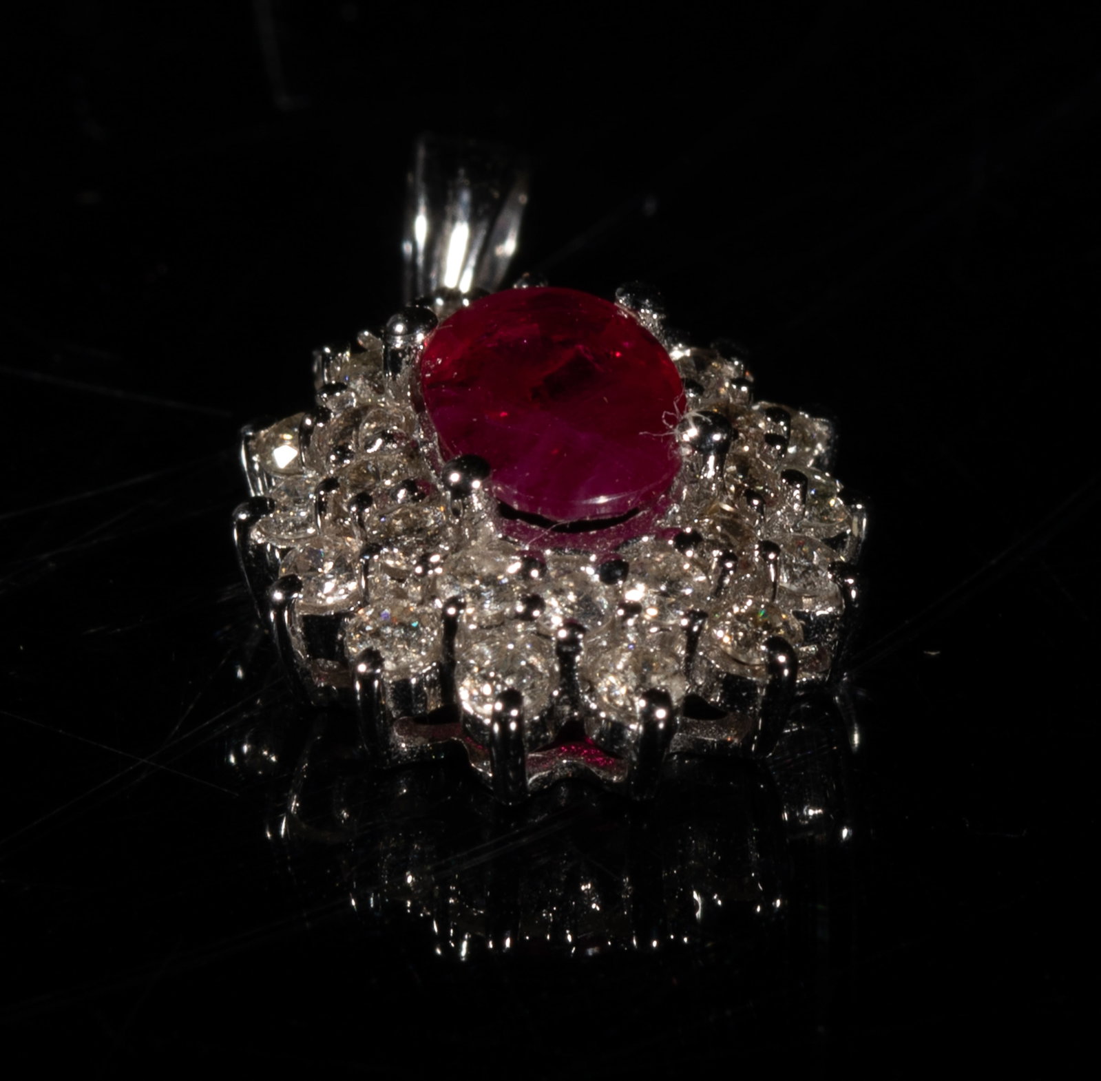 14K 585 White Gold, Ruby Pendant (1 of 9)