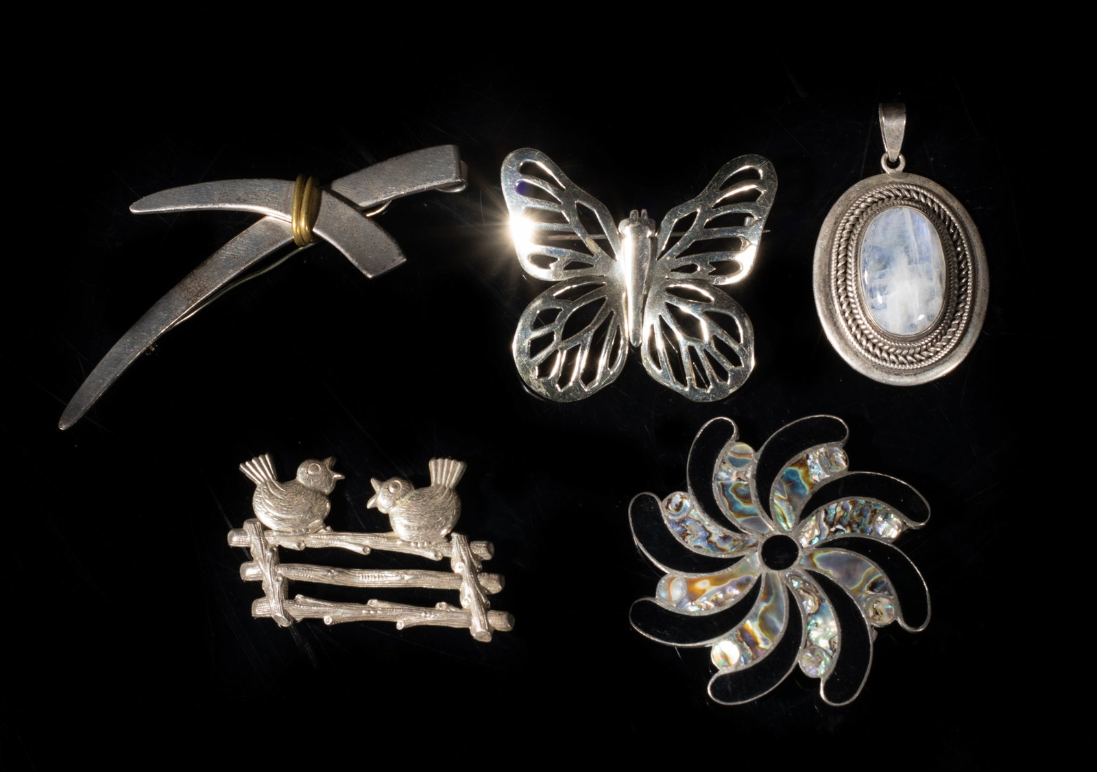 Groups Vintage Heavy Sterling Pendants, Brooch (1 of 10)