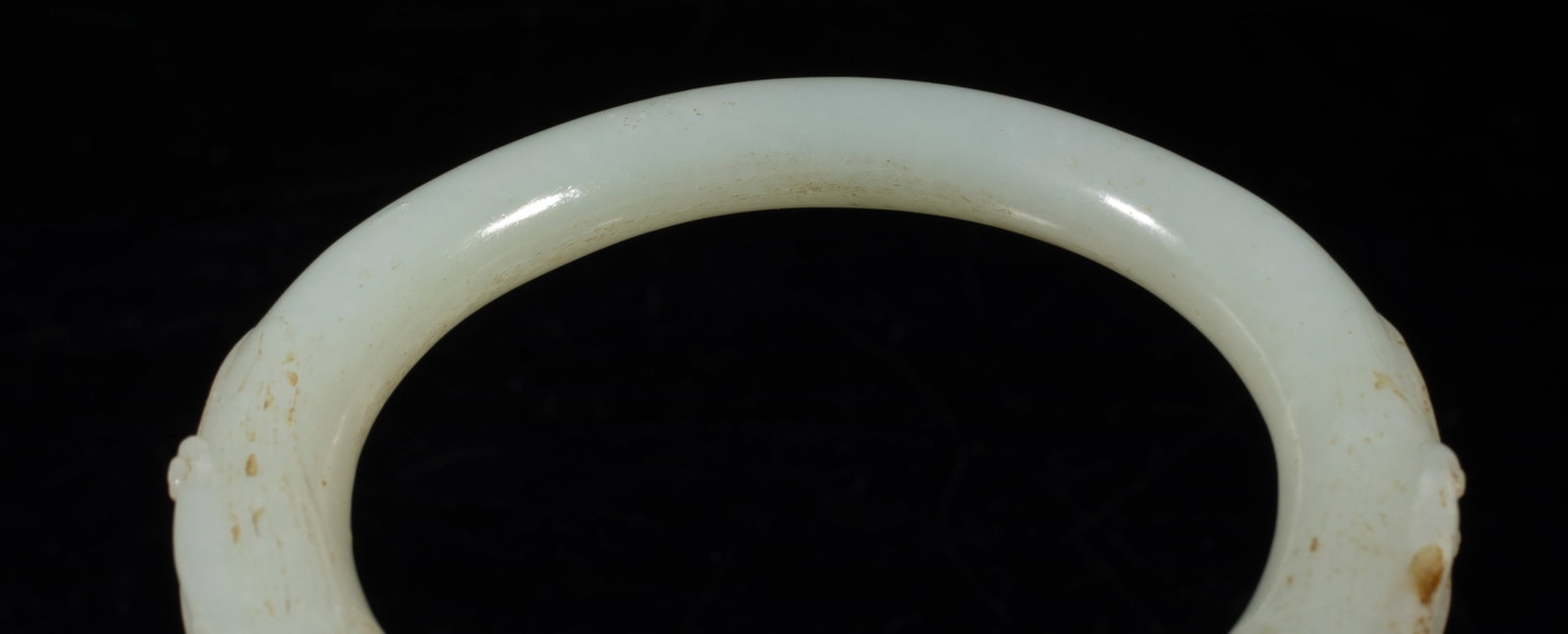 Two Chinese Ming Jade Dragon Bangles - 3