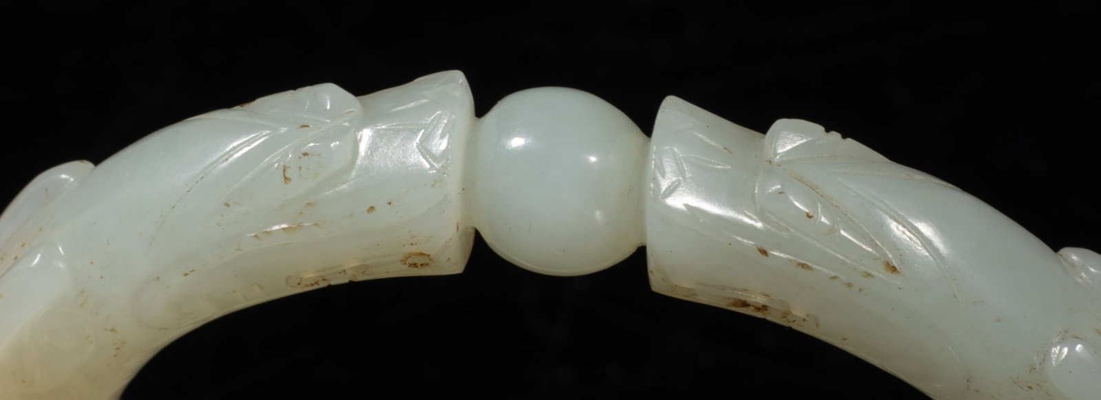 Two Chinese Ming Jade Dragon Bangles - 4