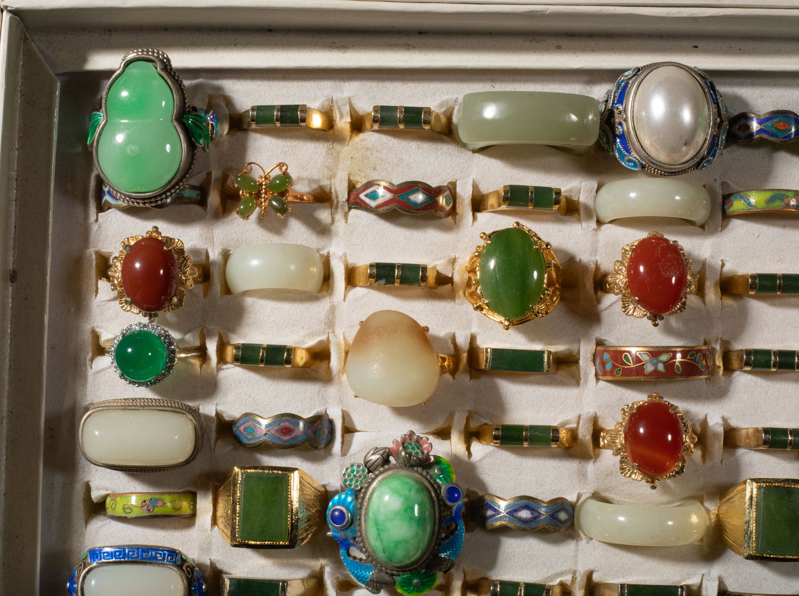 Large Set Chinese Export Rings - 3
