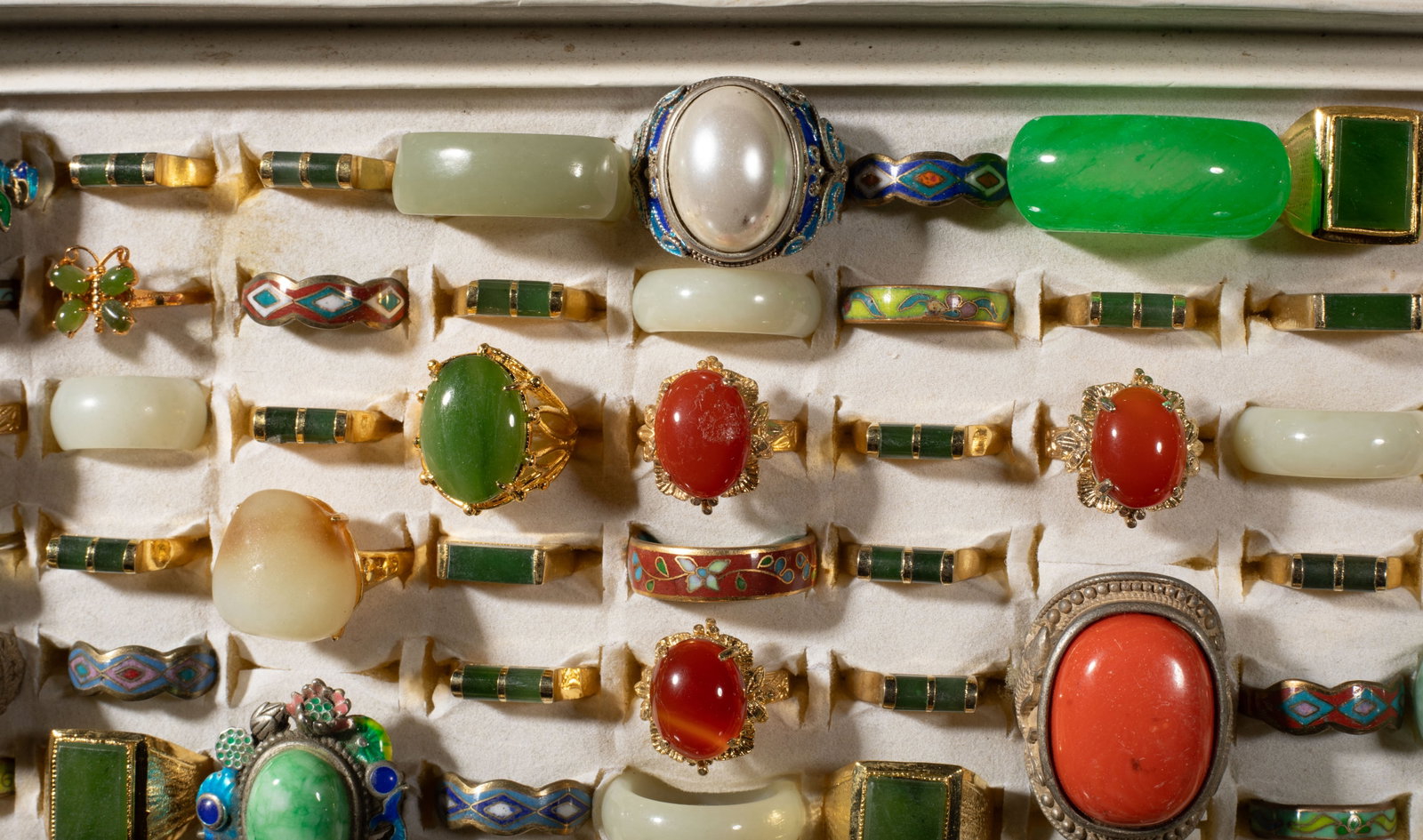 Large Set Chinese Export Rings - 4