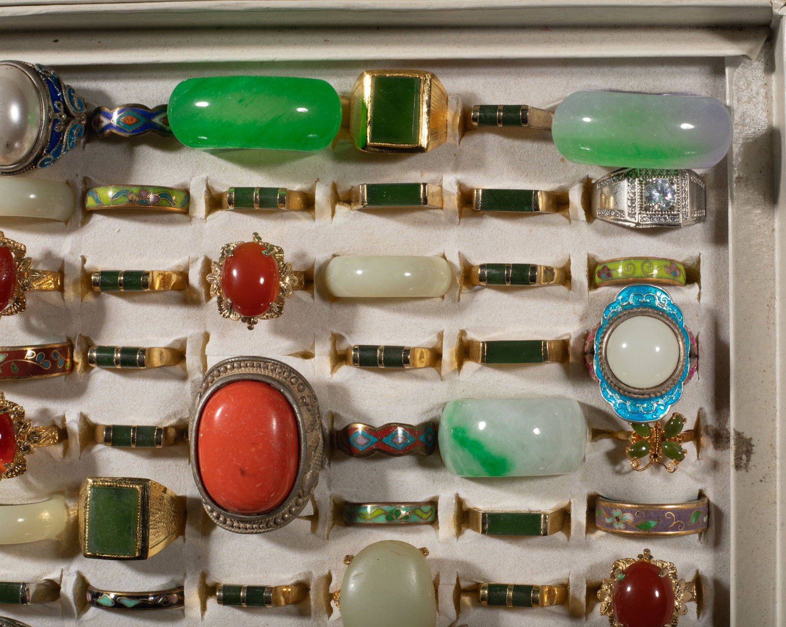 Large Set Chinese Export Rings - 6