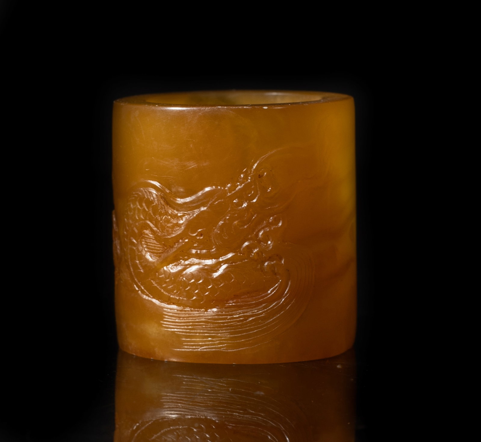 Chinese Carved Tianhuang Thumb Ring (1 of 12)