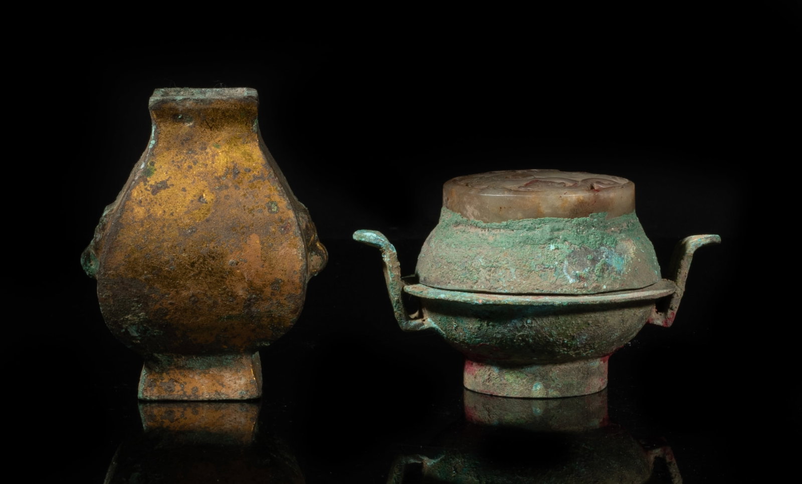 Two Chinese Bronze Vases Inlaid Jade Stone (1 of 13)
