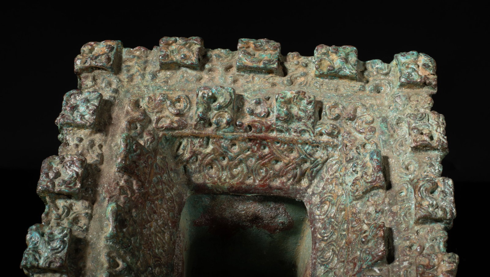 Large Chinese Bronze Made Pot Sets - 10