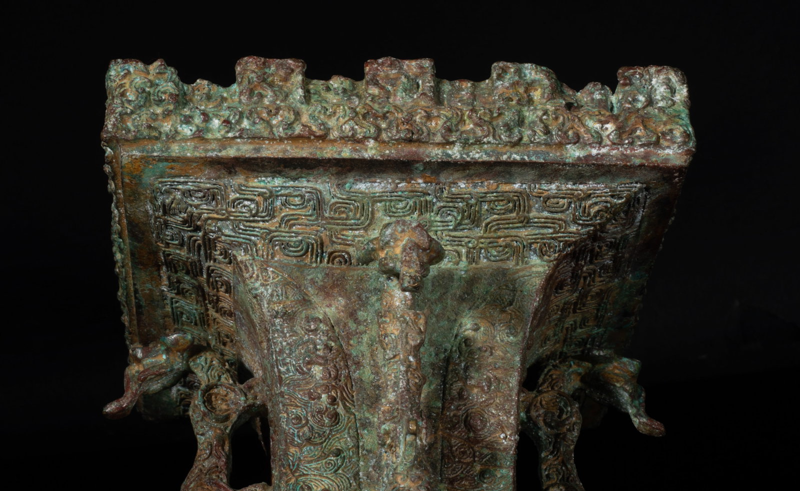 Large Chinese Bronze Made Pot Sets - 11