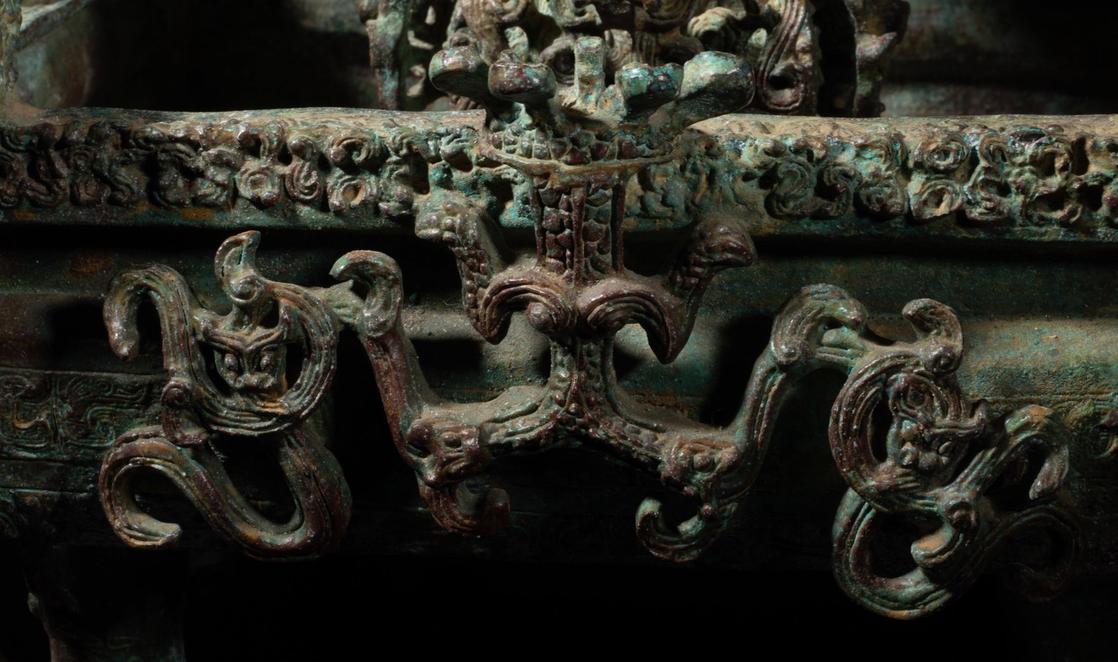 Large Chinese Bronze Made Pot Sets - 3