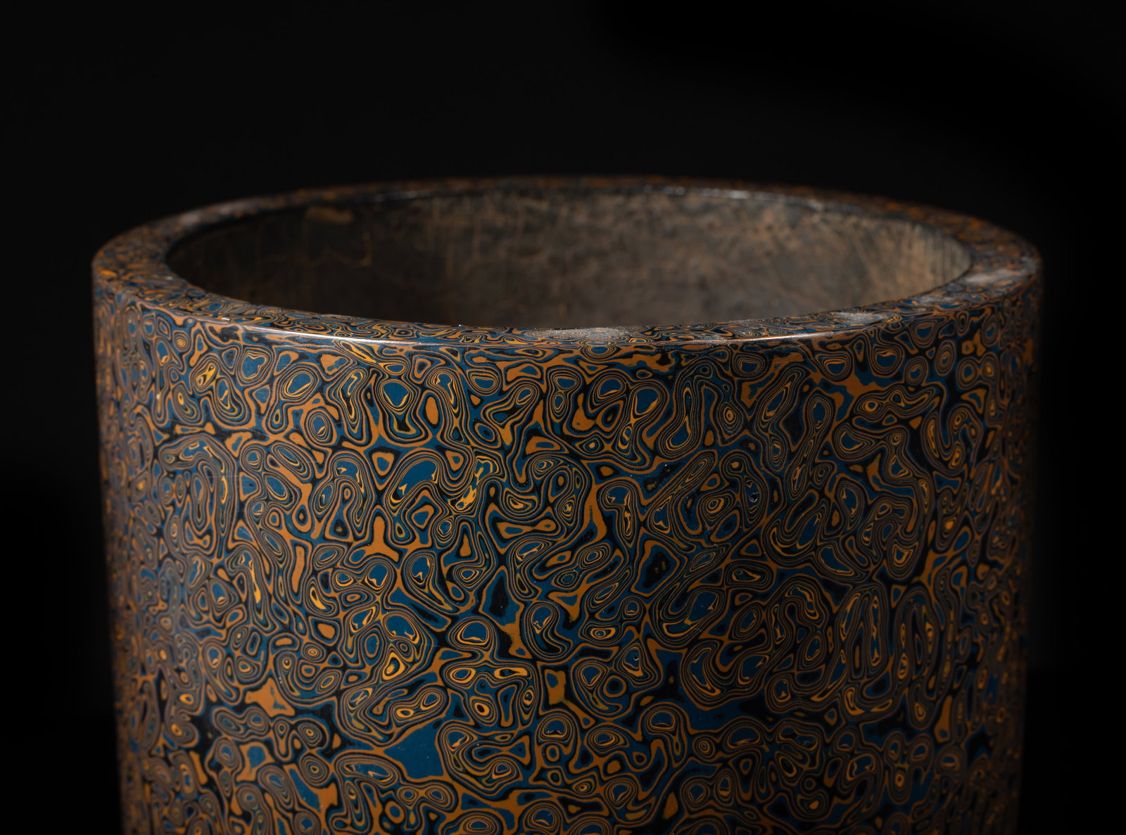 Large Chinese Lacquer Brush Pot - 4