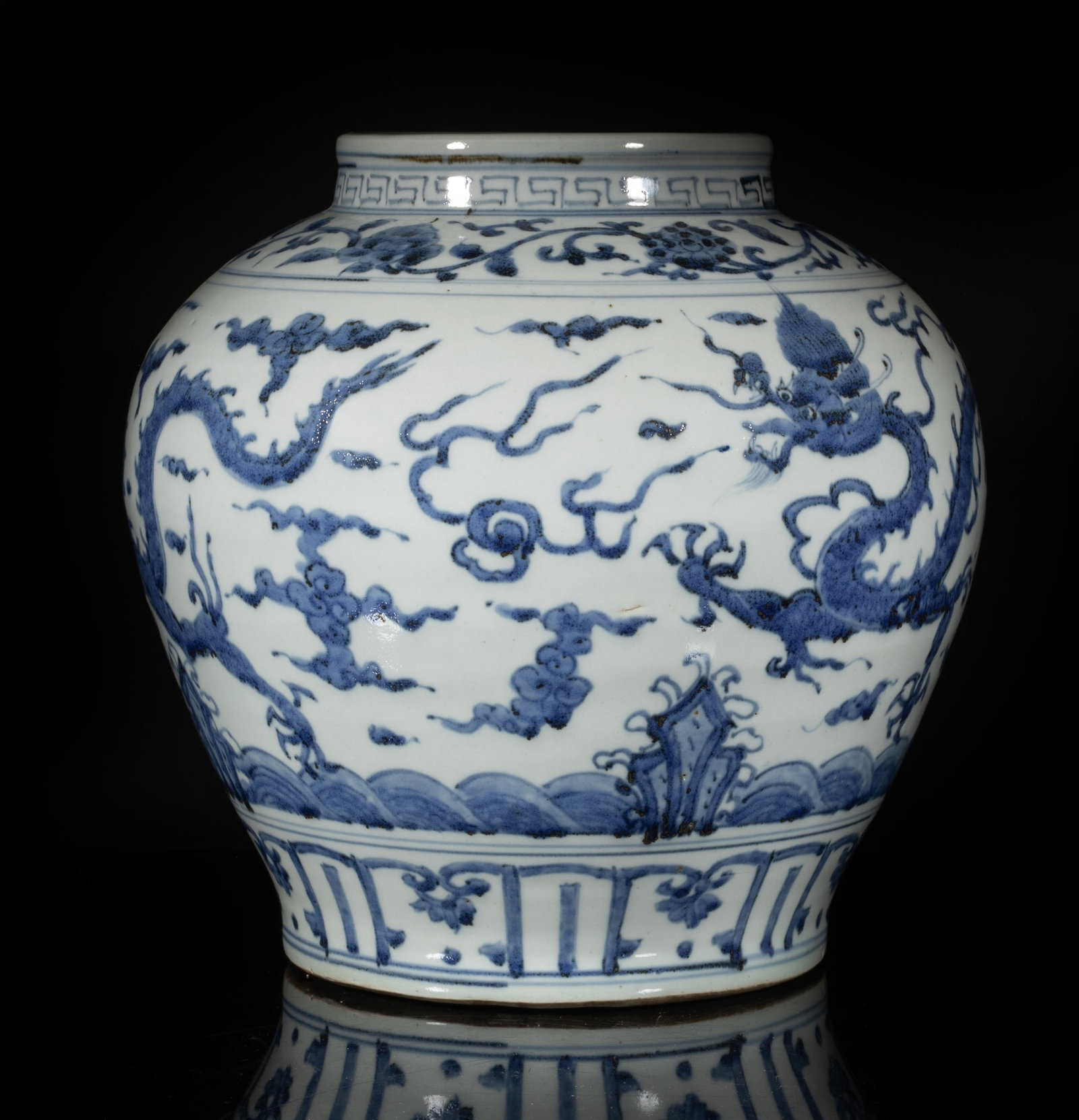 Large Chinese Export Porcelain Jar (1 of 14)