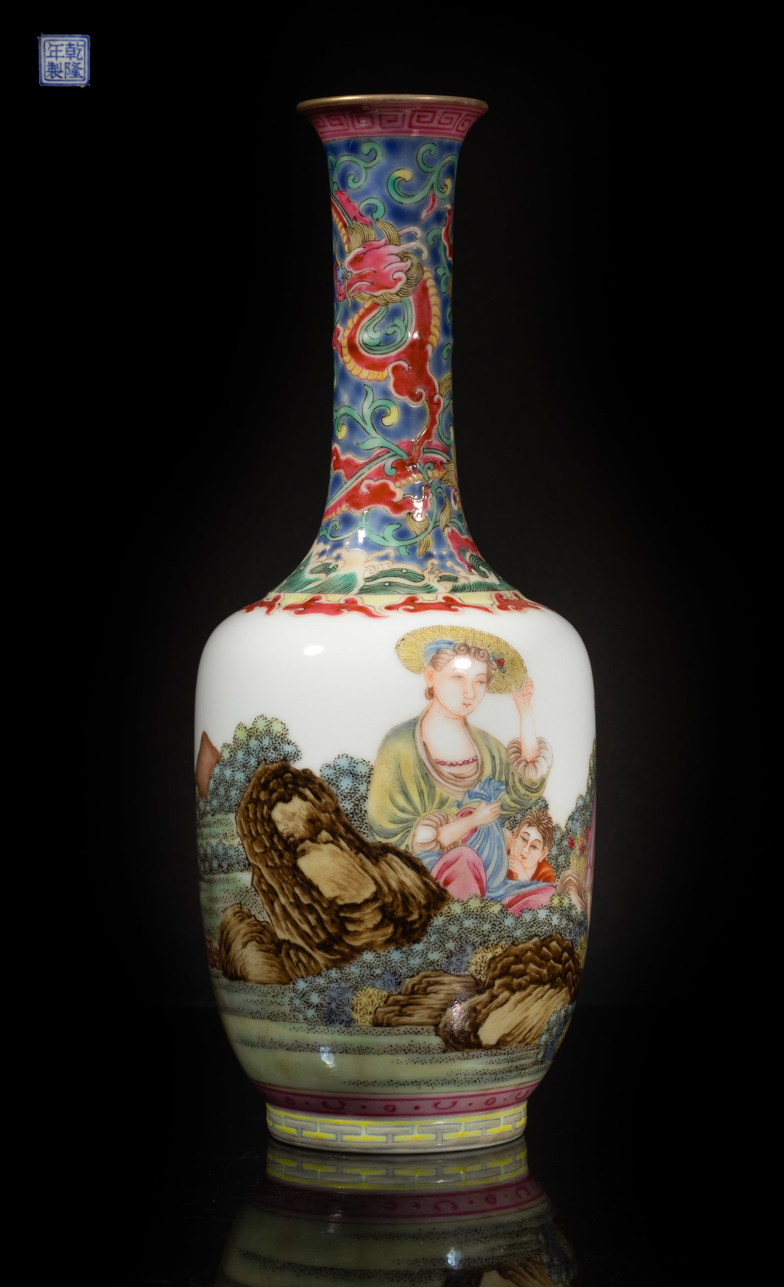 Chinese Export Enameled Porcelain Vase (1 of 20)