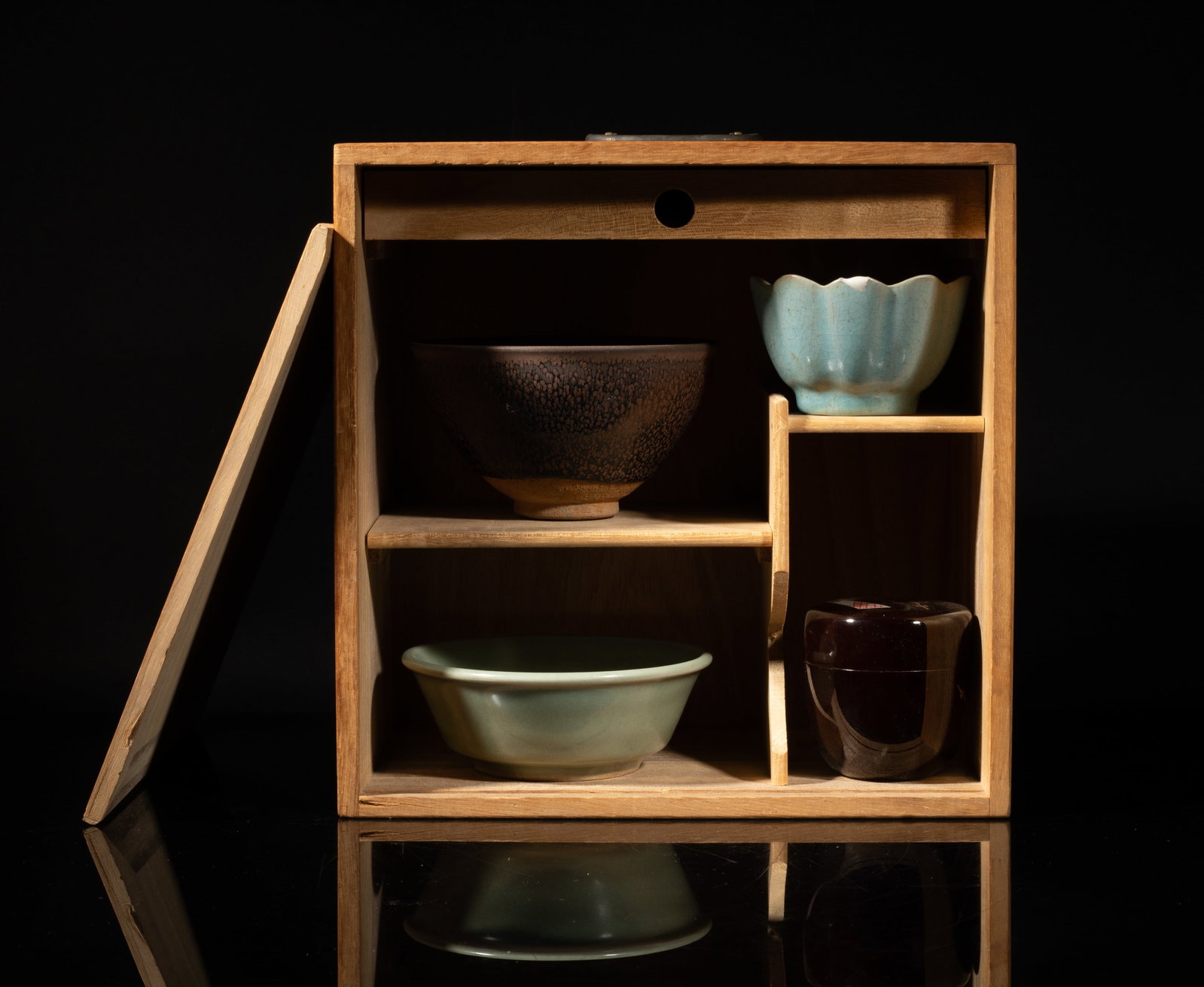 Set Chinese Porcelain Tea Wares (1 of 13)
