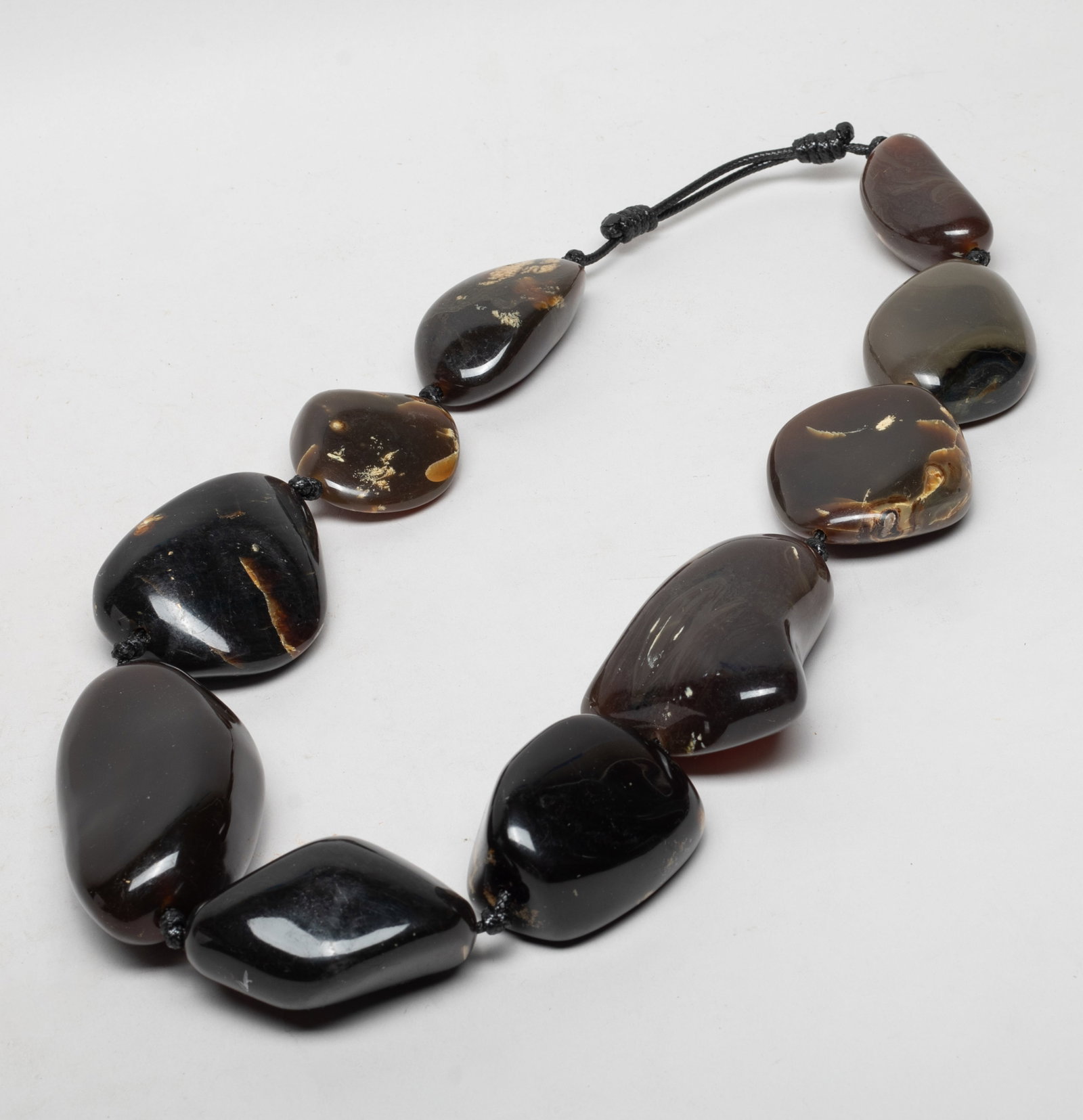 Chunk Bead Root Amber Necklace: Collectible root amber carved chunky bead necklace. Approx. 550 gram (total amber weight), 3.8*2*1.3 inch (largest bead).