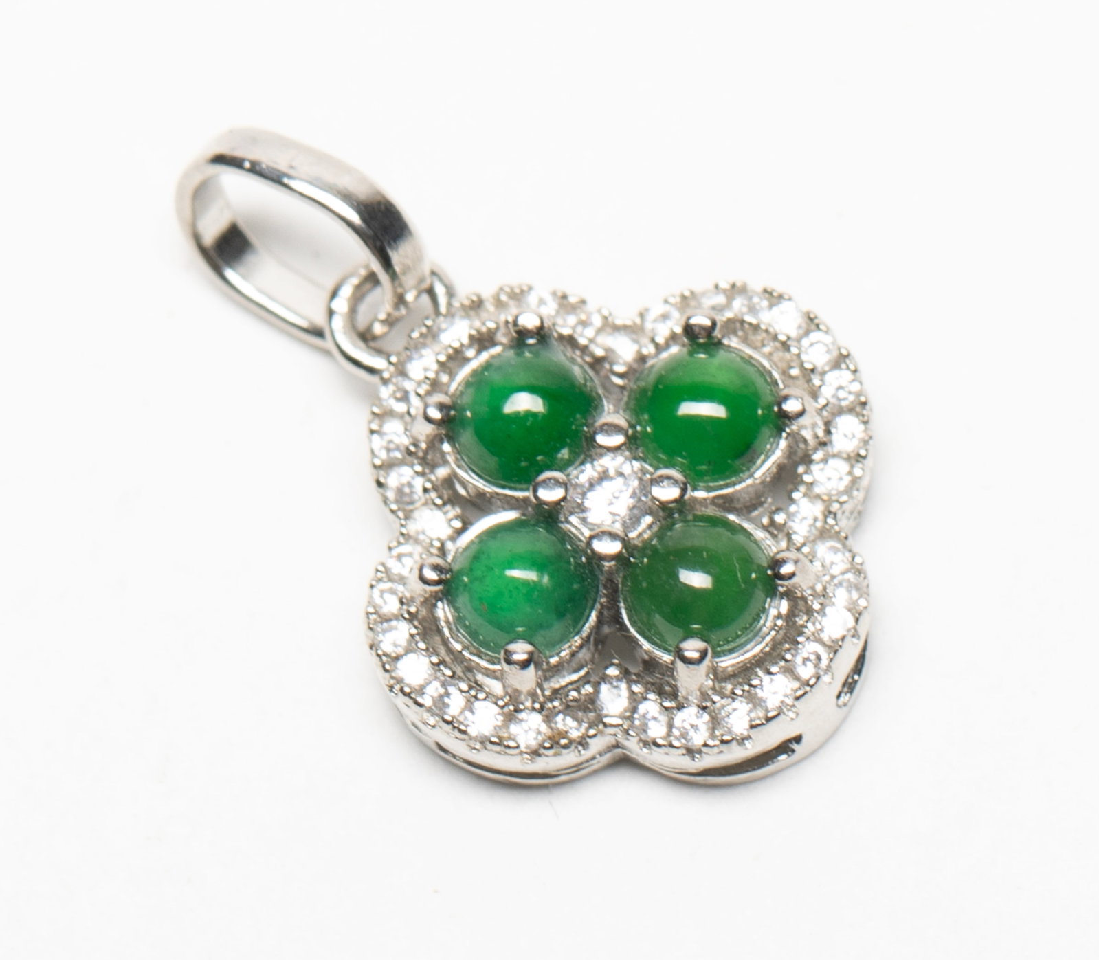 Two Chinese Export Jade Pendants - 4