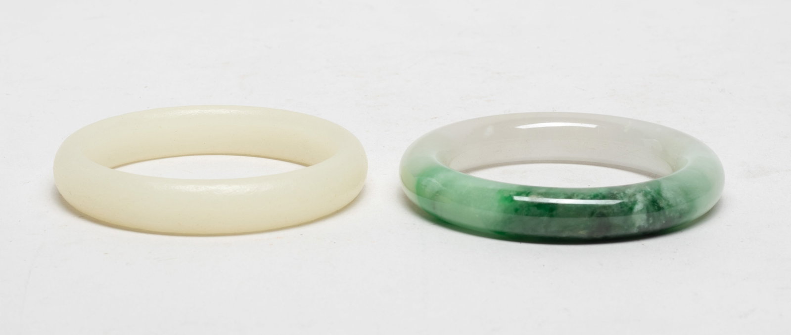 Two Chinese Export Jade Like Bangles (1 of 12)