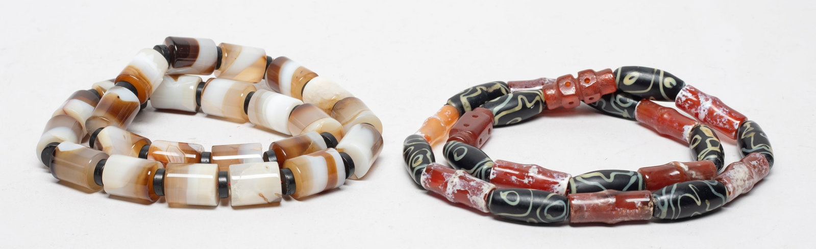 Chinese Export Agate & Glass Beads: Two strings of Chinese agate and glass beads. Size varies.