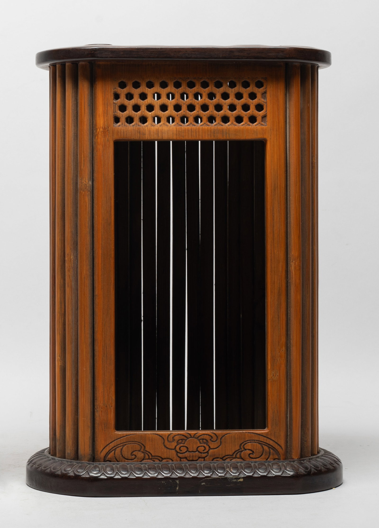 Chinese Bamboo, Wood Mixed Buddha Case: Chinese wood and bamboo case for Buddha sculpture, the top side carved with lotus leaf. Approx. 11.17.7*5.7 inch.